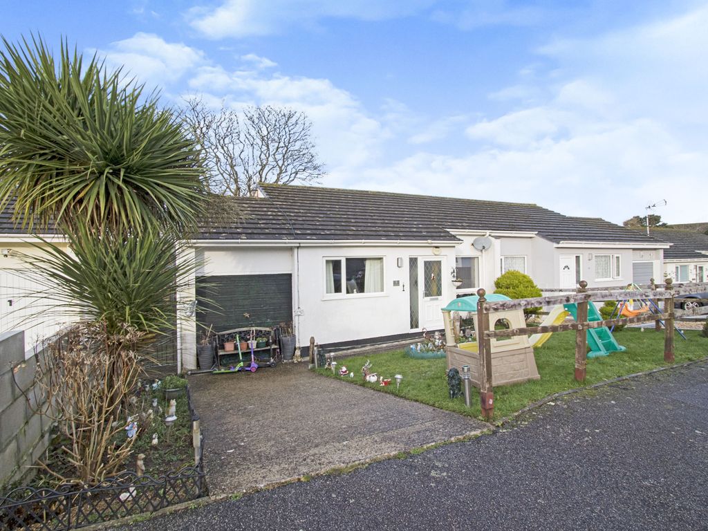 2 bed bungalow for sale in Tremayne Park, Pengegon, Camborne, Cornwall
