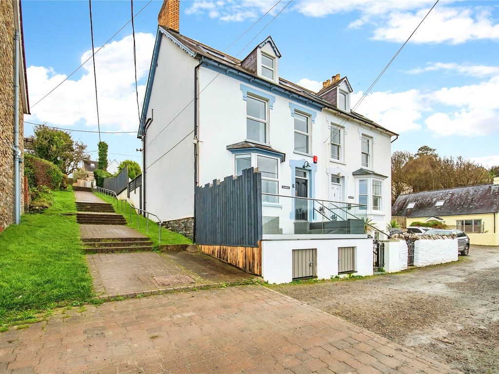 4 bed semidetached house for sale in Tresaith, Cardigan, Ceredigion