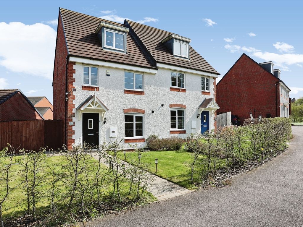 4 bed semidetached house for sale in Catterick Way, Leicester LE5 Zoopla