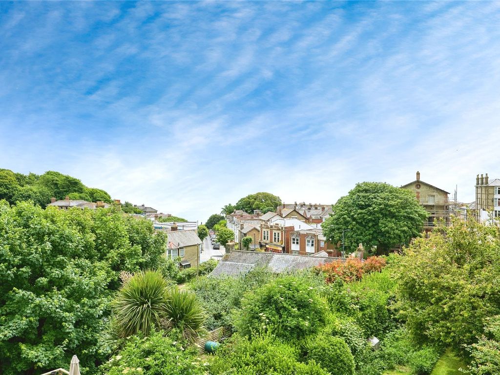 2 bed flat for sale in St. Boniface Road, Ventnor, Isle Of Wight PO38