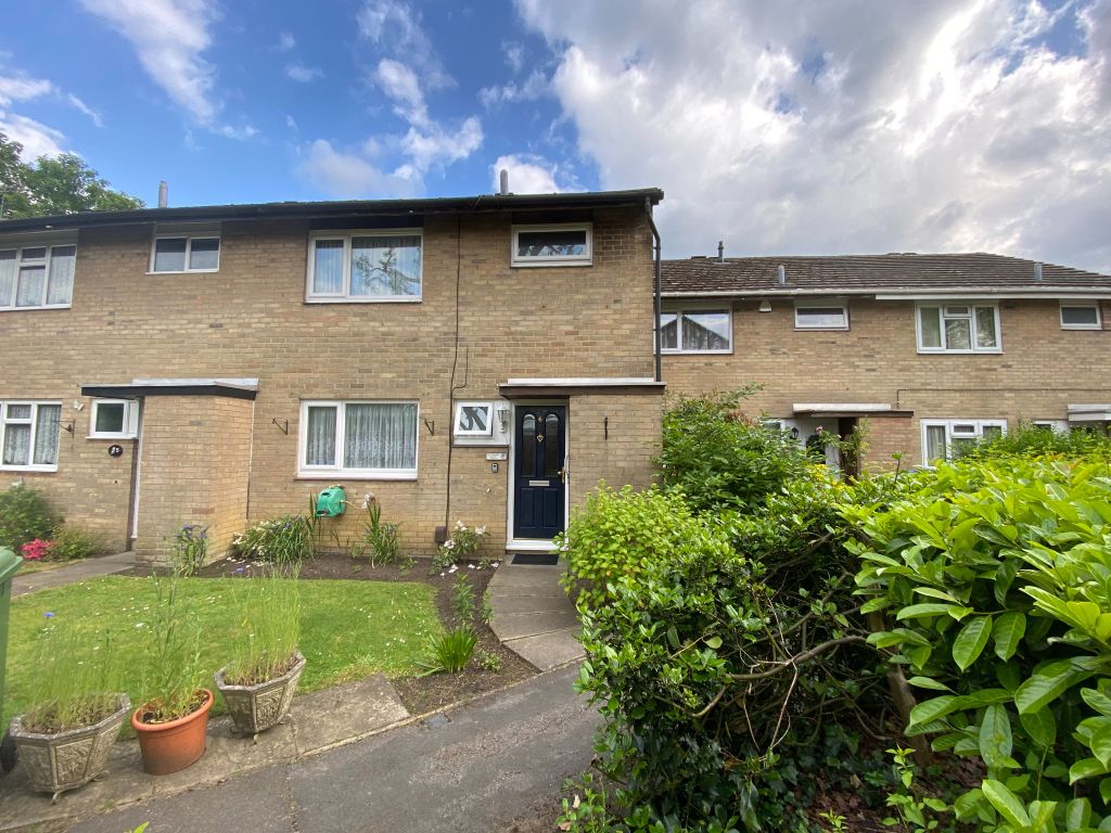 3 bed terraced house for sale in Meyrick Close, Knaphill, Woking GU21