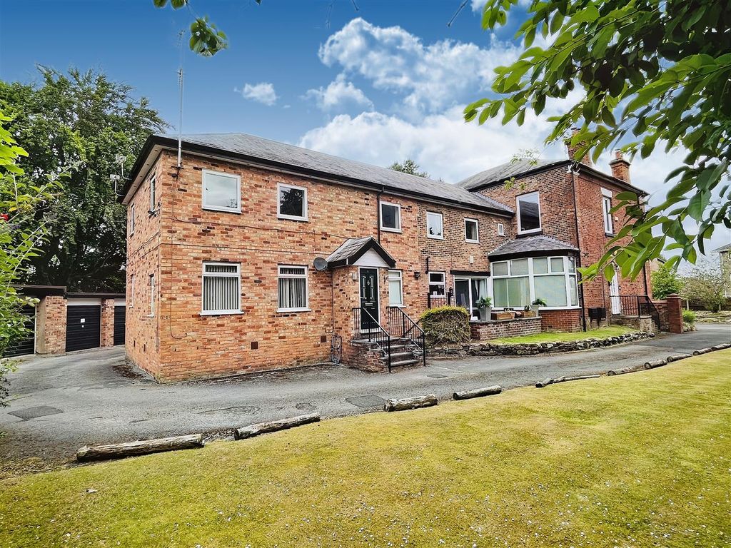 2 bed flat for sale in Barrington Road, Altrincham WA14 Zoopla