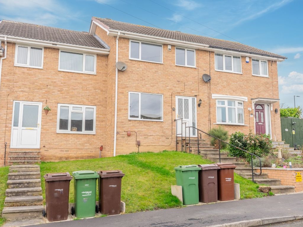 3 bed terraced house for sale in Hillside Close, Wakefield WF2, £160,000 Zoopla