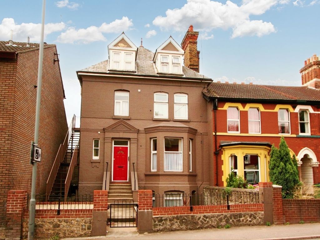 1 bed flat to rent in Tonbridge Road, Maidstone ME16, £650 pcm Zoopla