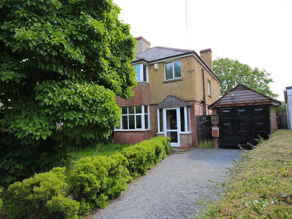 3 bed semidetached house for sale in Vigo Road, Fairseat, Sevenoaks