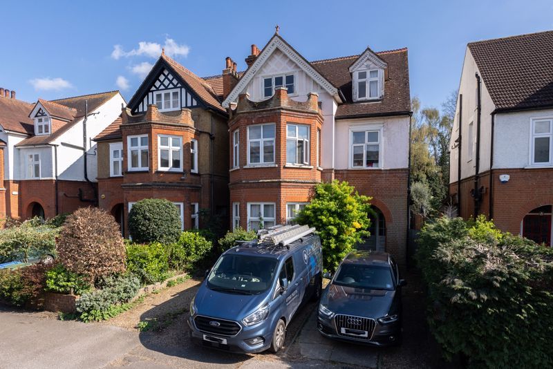 2 bed flat for sale in Effingham Road, Long Ditton, Surbiton KT6 Zoopla