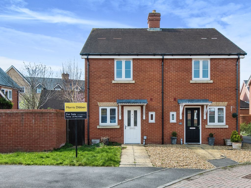 2 bed semidetached house for sale in Ambrose Way, Romsey, Hampshire