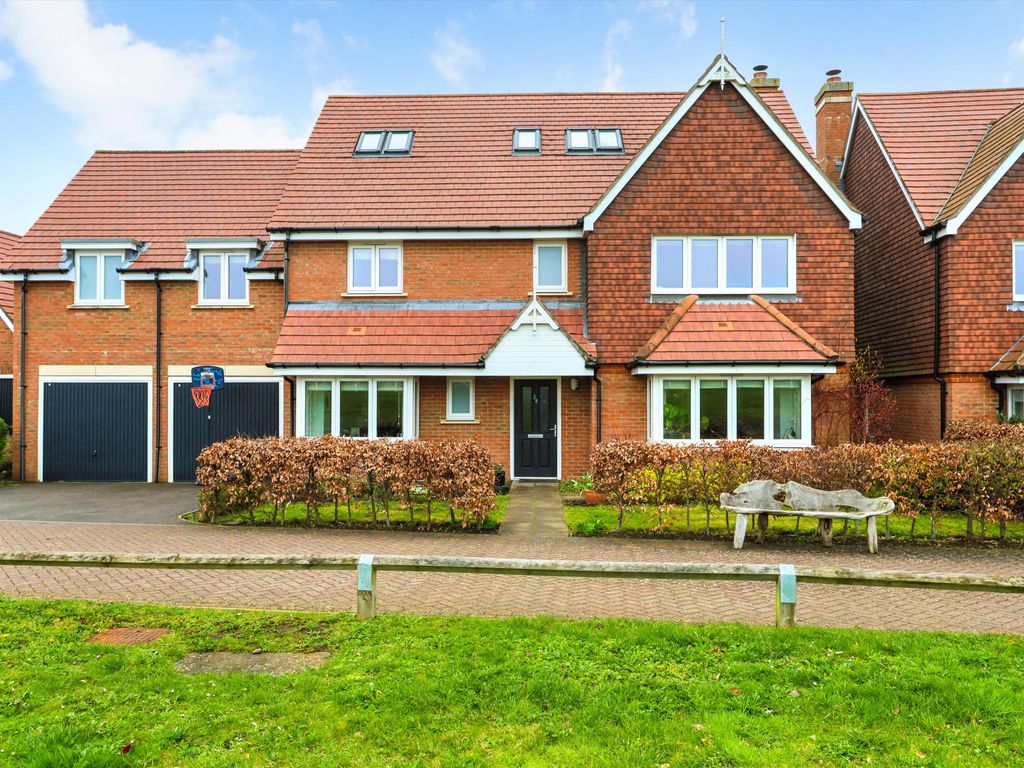 6 bed detached house for sale in Osborne Way, Epsom, Surrey KT19 Zoopla