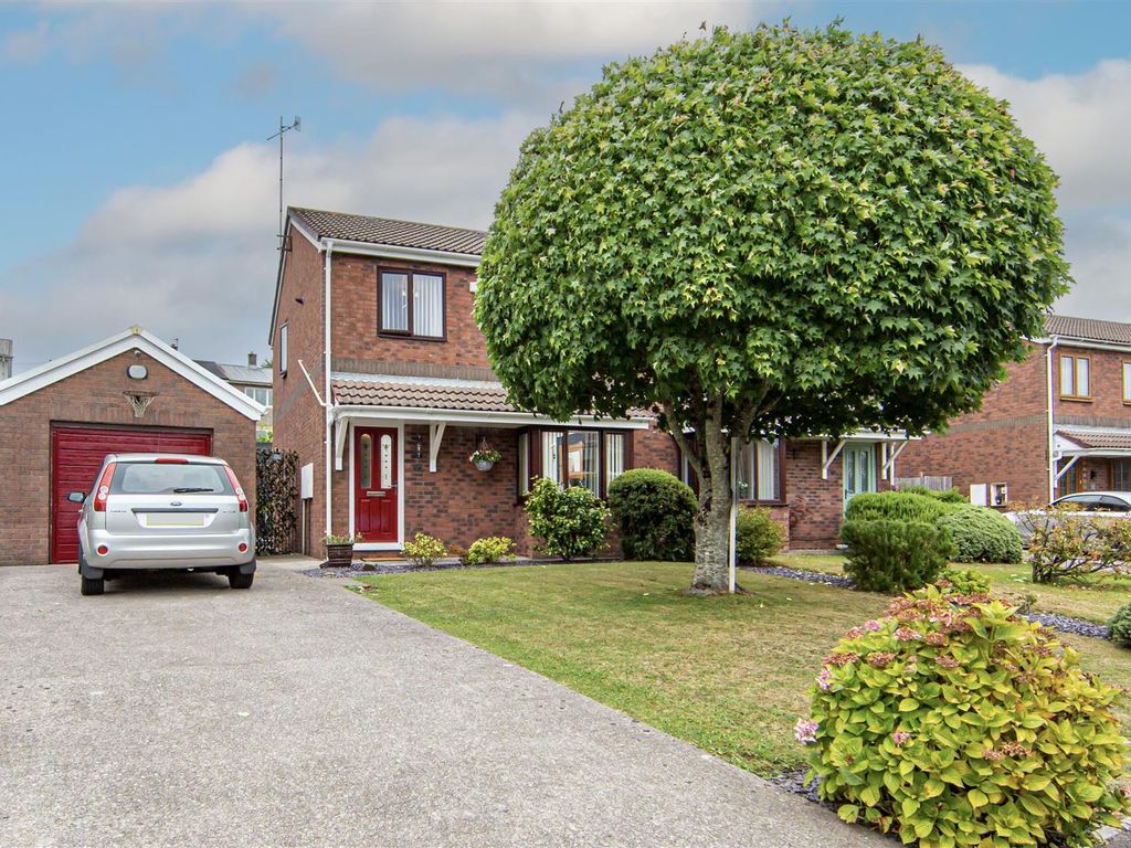 3 bed semidetached house for sale in Ffos Y Cerridden, Nelson