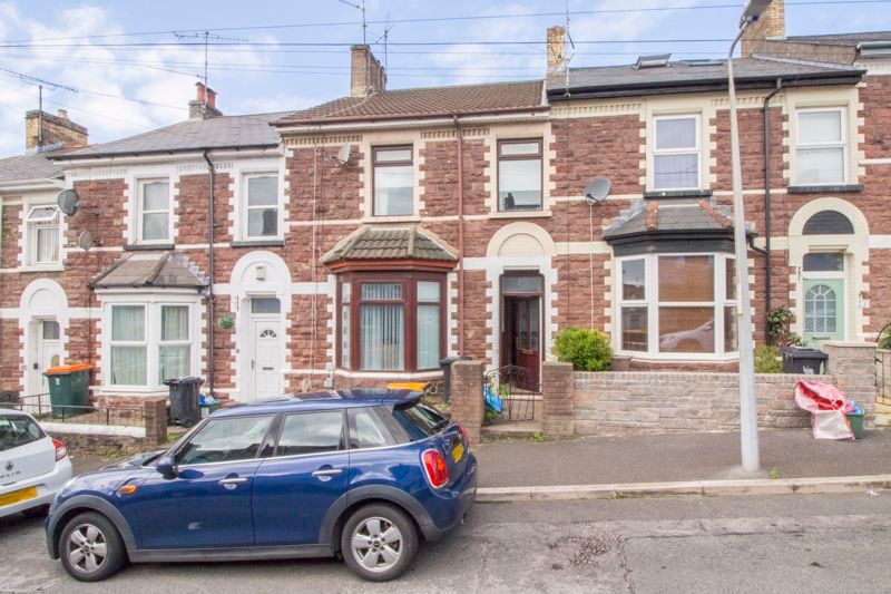 3 bed terraced house for sale in Belvedere Terrace, Newport NP20, £