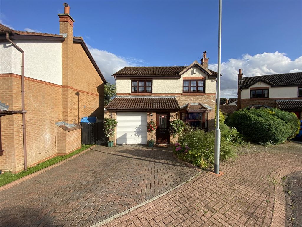 4 bed detached house for sale in Brancepeth View, Brandon, Durham DH7