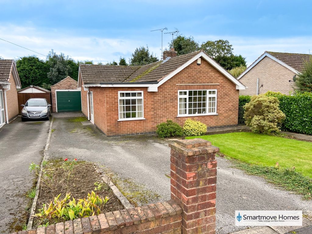 2 bed detached bungalow for sale in Peveril Drive, Riddings, Alfreton