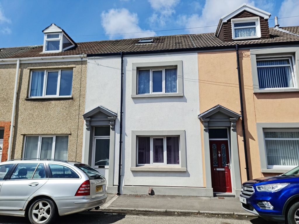 5 bed terraced house for sale in Richardson Road, Swansea, City And