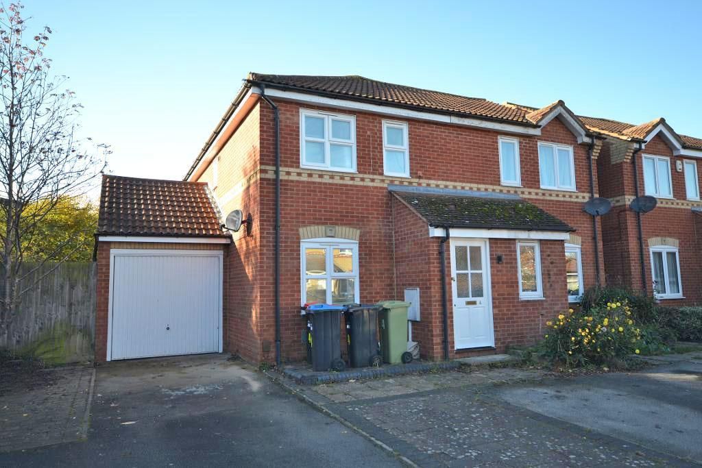 2 bed end terrace house to rent in Hurley Croft, Monkston, Milton