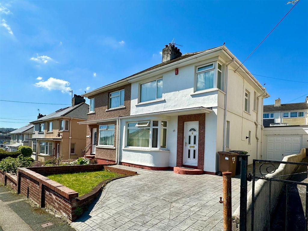 3 bed semidetached house for sale in Howard Road, Plymstock, Plymouth