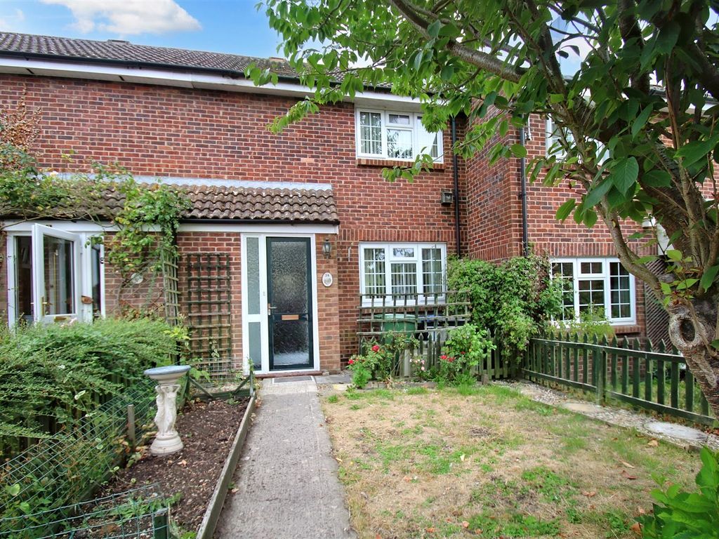 2 bed terraced house for sale in Manor Fields, Bratton, Westbury BA13