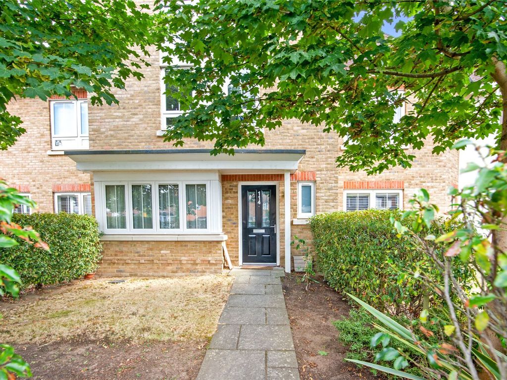 4 bed terraced house for sale in Blackamoor Lane, Maidenhead, Berkshire