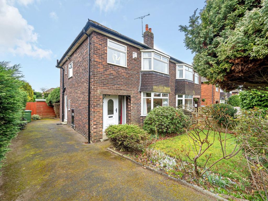 3 bed semidetached house for sale in Moseley Wood Avenue, Cookridge