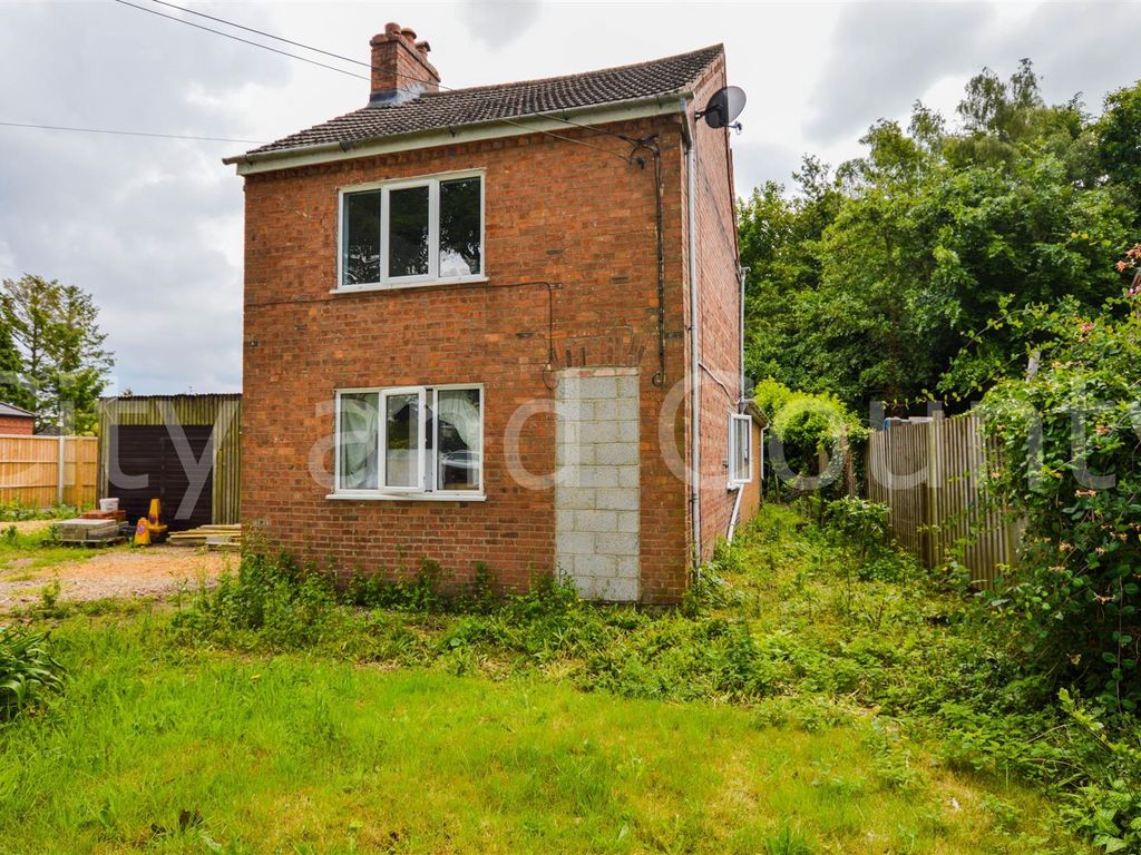 2 bed detached house for sale in Broadgate, Whaplode Drove PE12 Zoopla