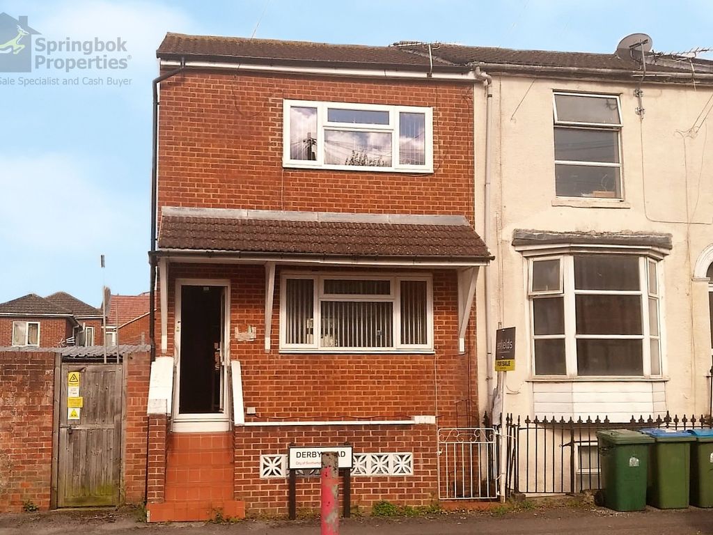 3 bed terraced house for sale in Derby Road, Southampton, Hampshire