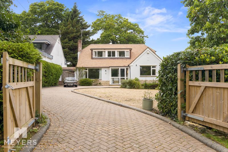 4 bed property for sale in Birch Walk, Lone Pine Park, Ferndown BH22, £