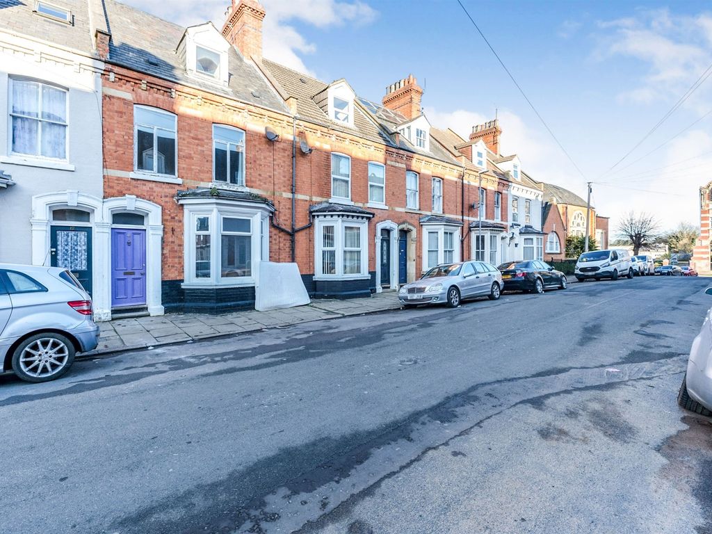 Agnes Road, Northampton NN2  