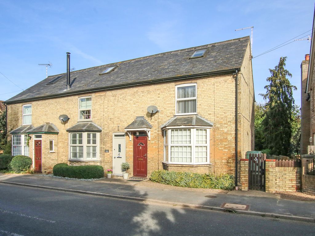 3 bed end terrace house to rent in Bury Road, Newmarket CB8 Zoopla