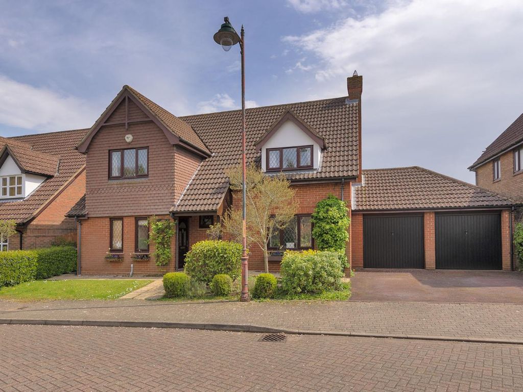 4 bed detached house for sale in Lambourne Drive, Kings Hill, West