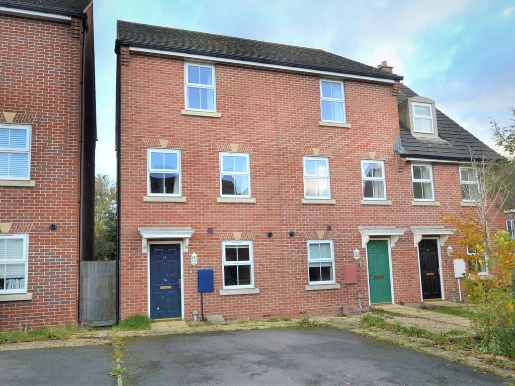 4 bed terraced house for sale in Cowsley Drive, Hucclecote, Gloucester