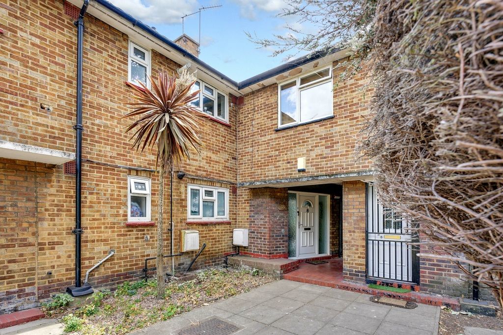 Marriott Road, London E15