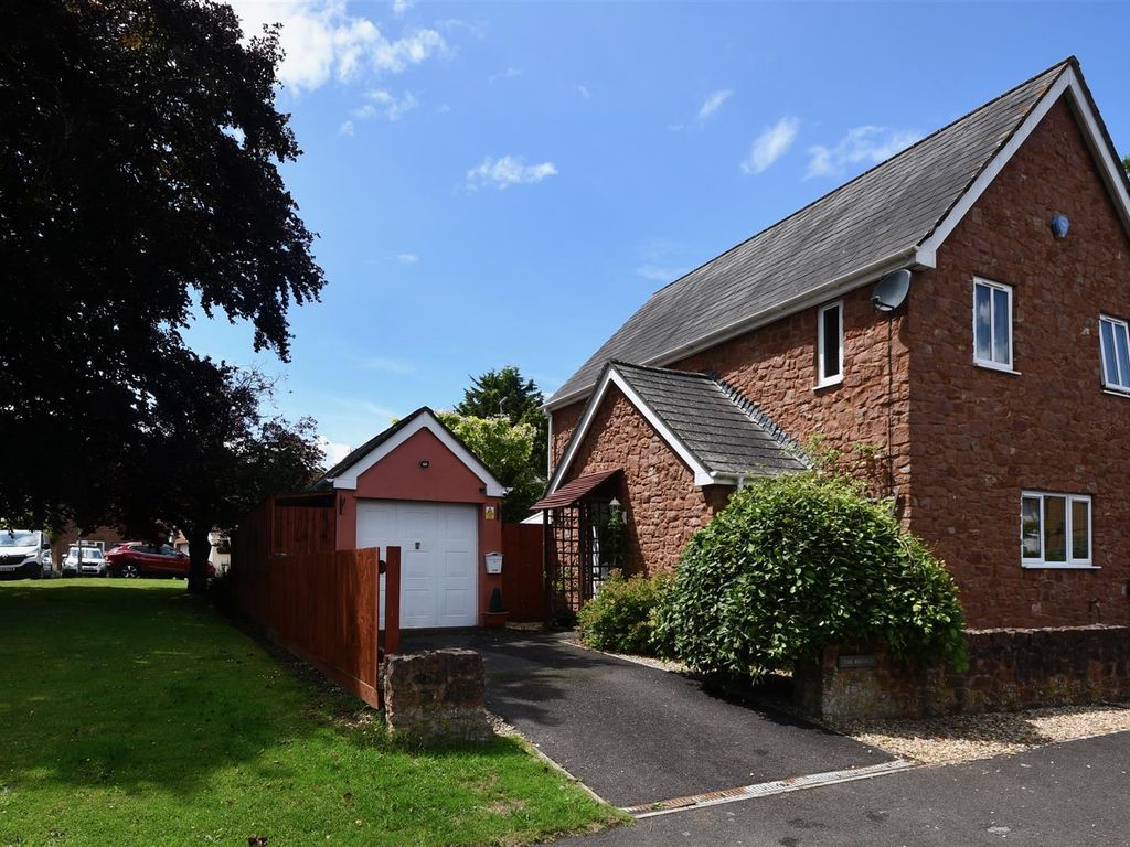 3 bed detached house for sale in Taunton Road, Lydeard, Taunton