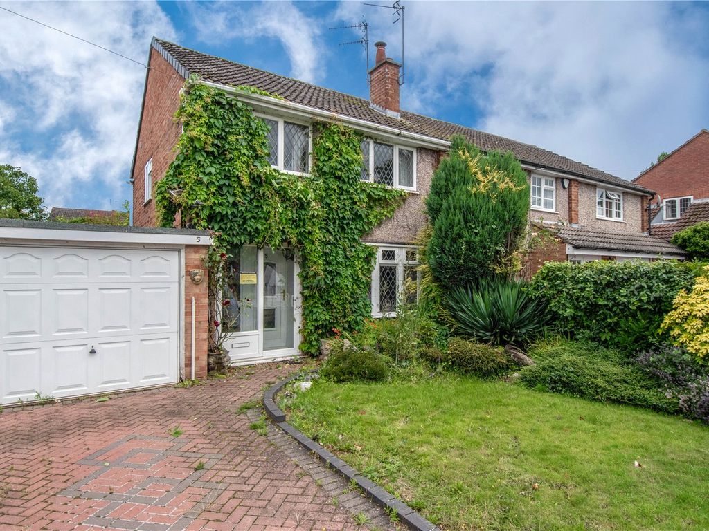 3 bed semidetached house for sale in Littleheath Lane, Lickey End, Bromsgrove, Worcestershire