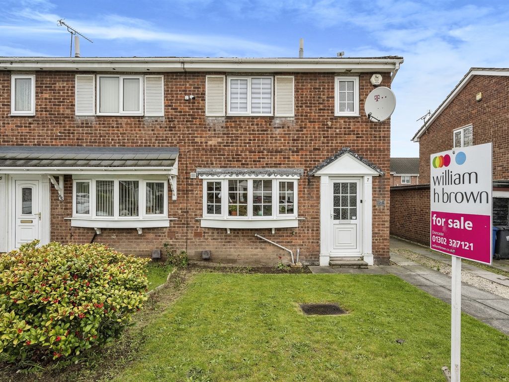 3 bed semidetached house for sale in Farringdon Drive, New Rossington, Doncaster DN11 Zoopla