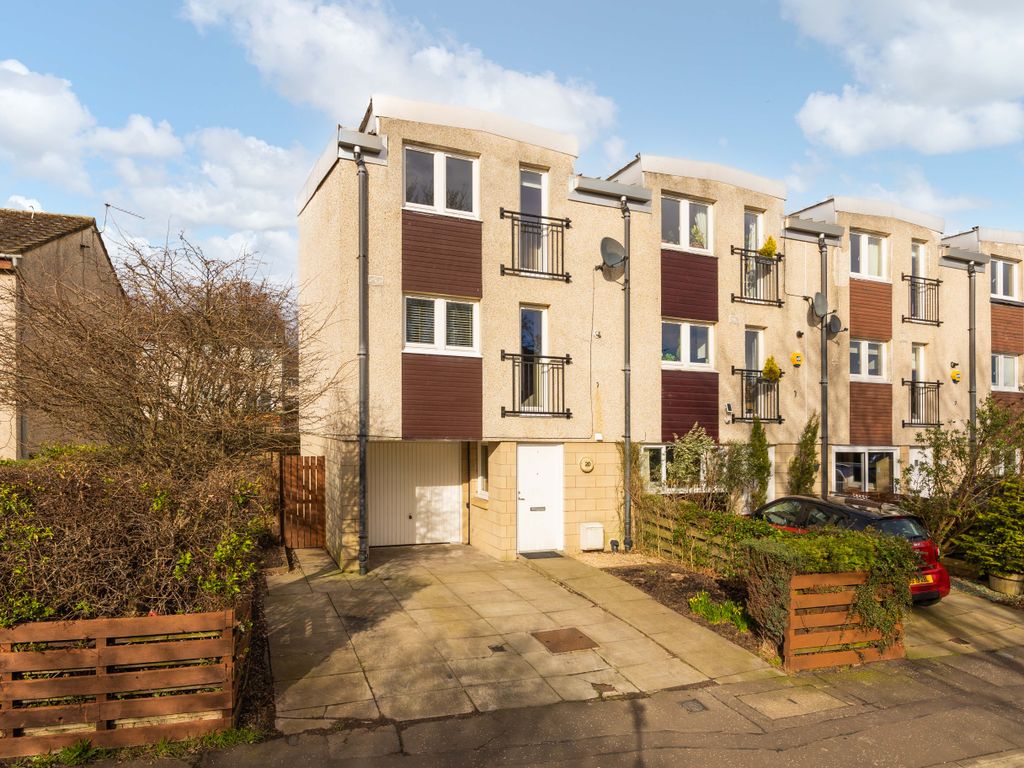 3 bed town house for sale in 2D, Wester Drylaw Avenue, Edinburgh EH4, £