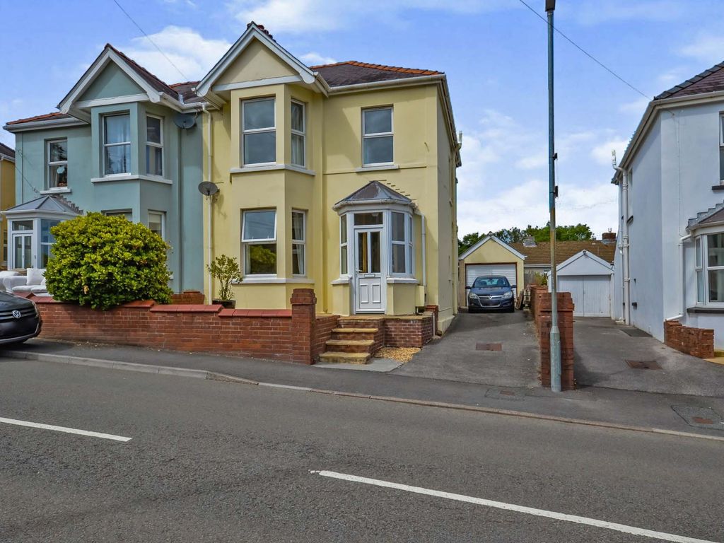 3 bed semidetached house for sale in College Road, Carmarthen SA31