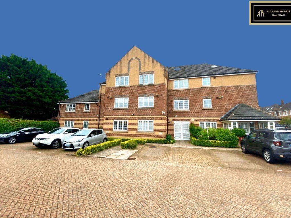 1 bed flat to rent in Cockfosters Road, Cockfosters, EN4, £1,250