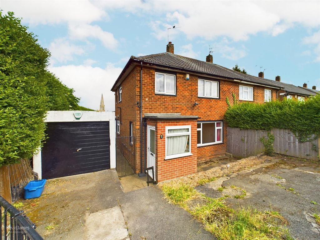 3 bed semidetached house for sale in Browning Close, Daybrook