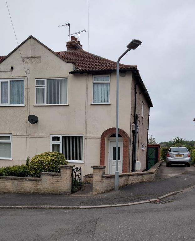 3 bed semidetached house for sale in Mosscar Close, Spion Kop, Warsop