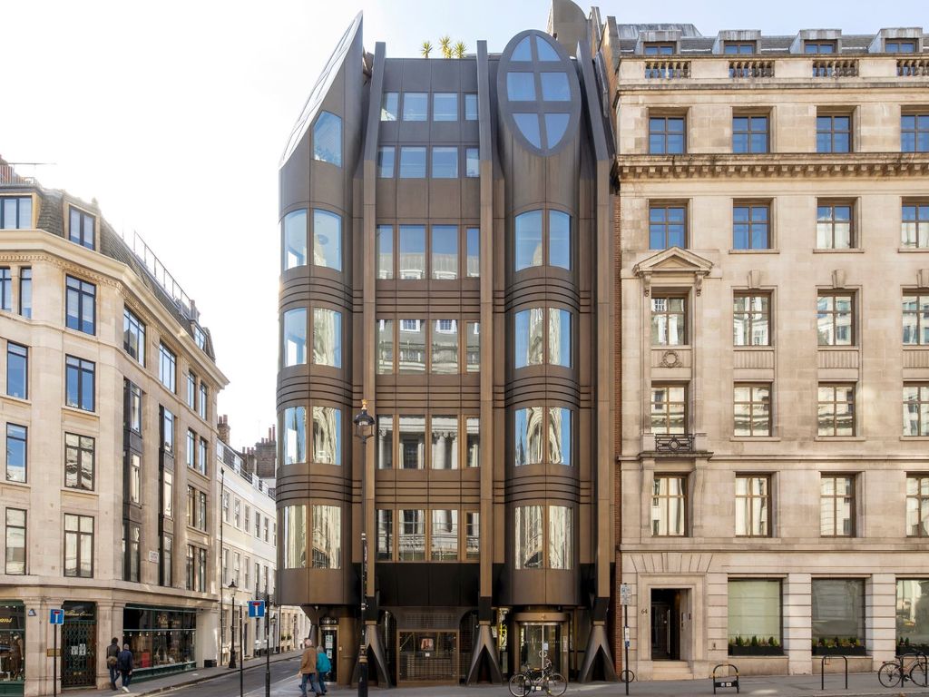 4 bed flat for sale in St. James's Street, St. James's SW1A, £6,150,000