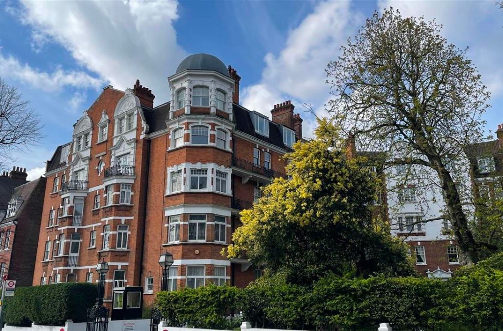 Kings Gardens, London NW6  