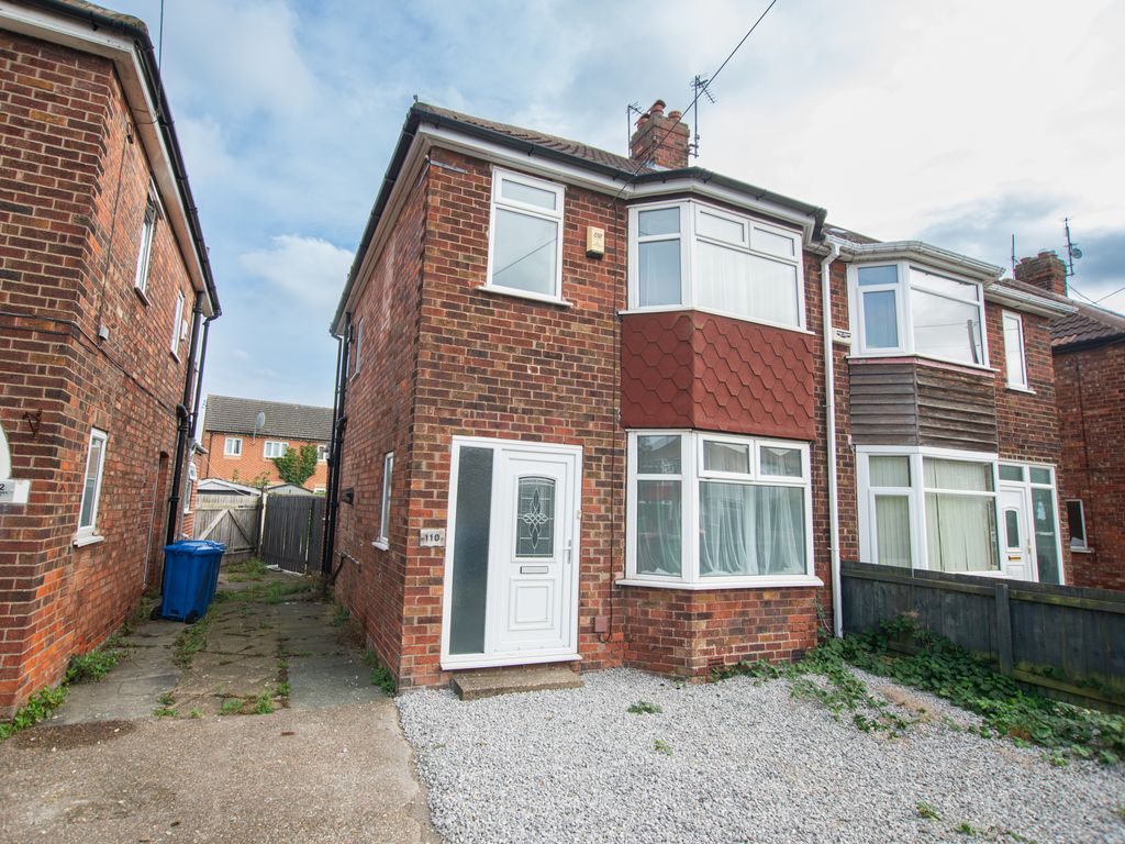 3 bed semidetached house to rent in Golf Links Road, Hull HU6, £795 pcm Zoopla