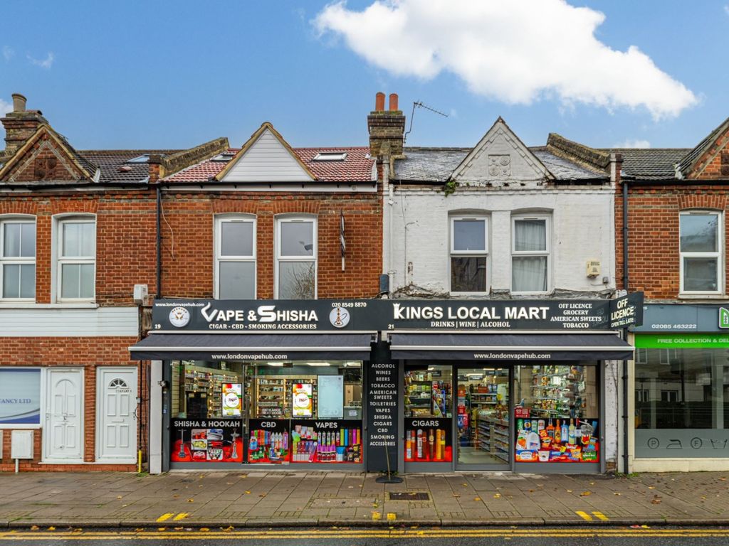 1 bed property to rent in Cambridge Road, Norbiton, Kingston Upon