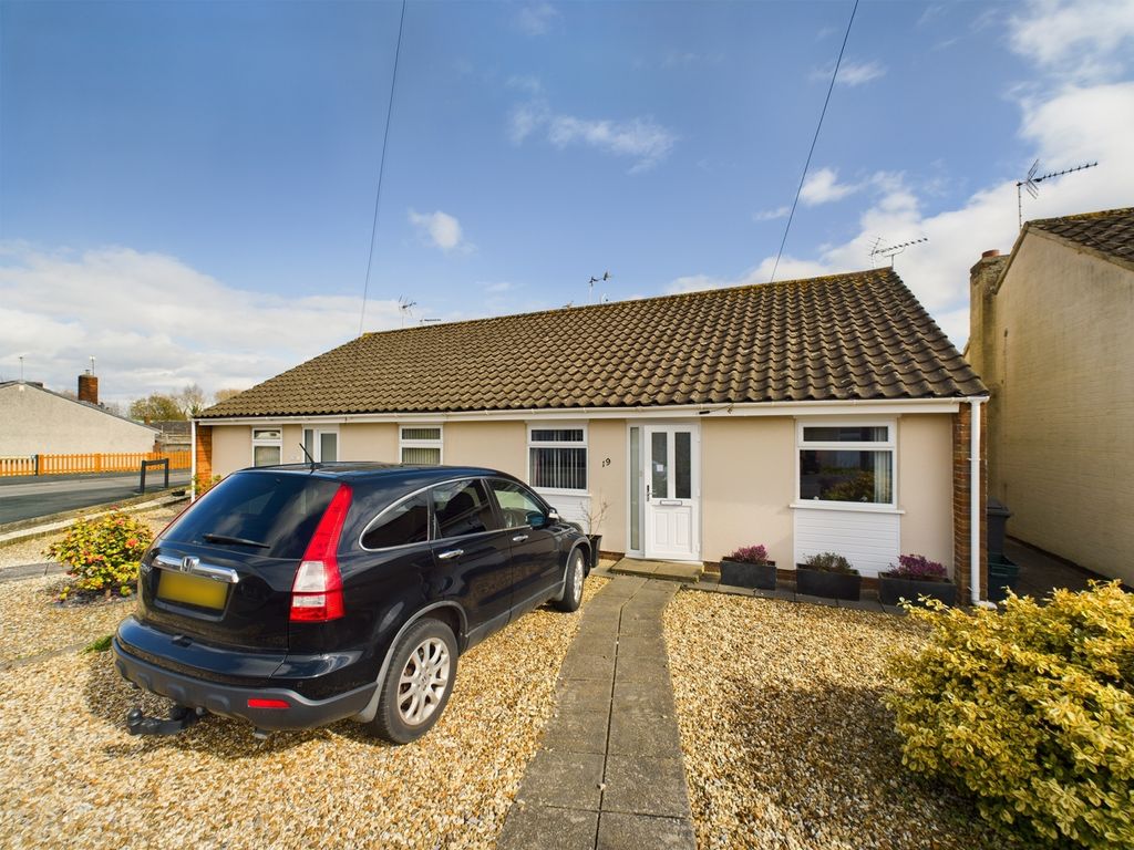 2 bed bungalow for sale in St Andrews, Yate BS37 Zoopla