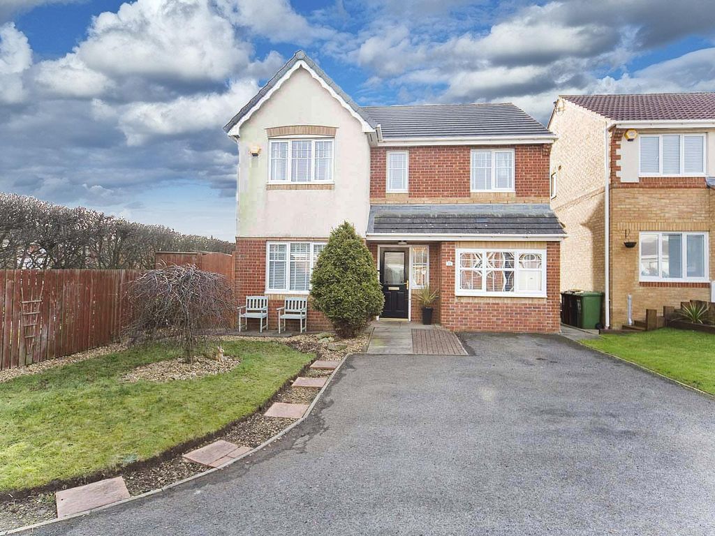 4 bed detached house for sale in Redshank Close, Hartlepool TS26, £