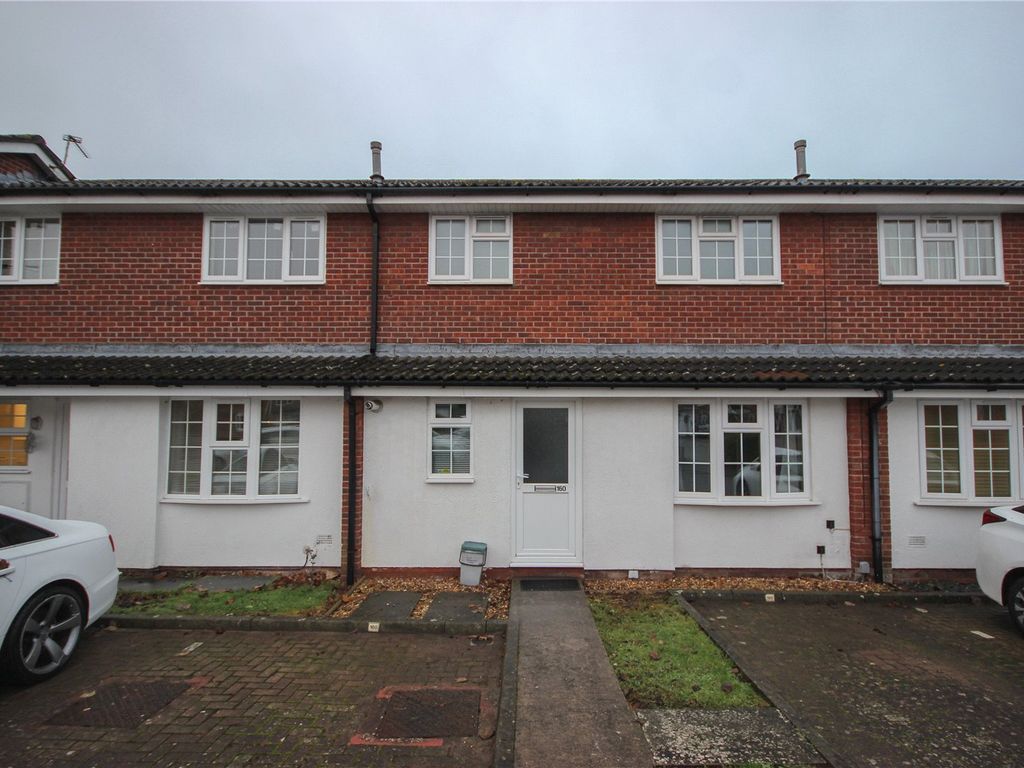 2 bed terraced house to rent in Great Meadow Road, Bradley Stoke