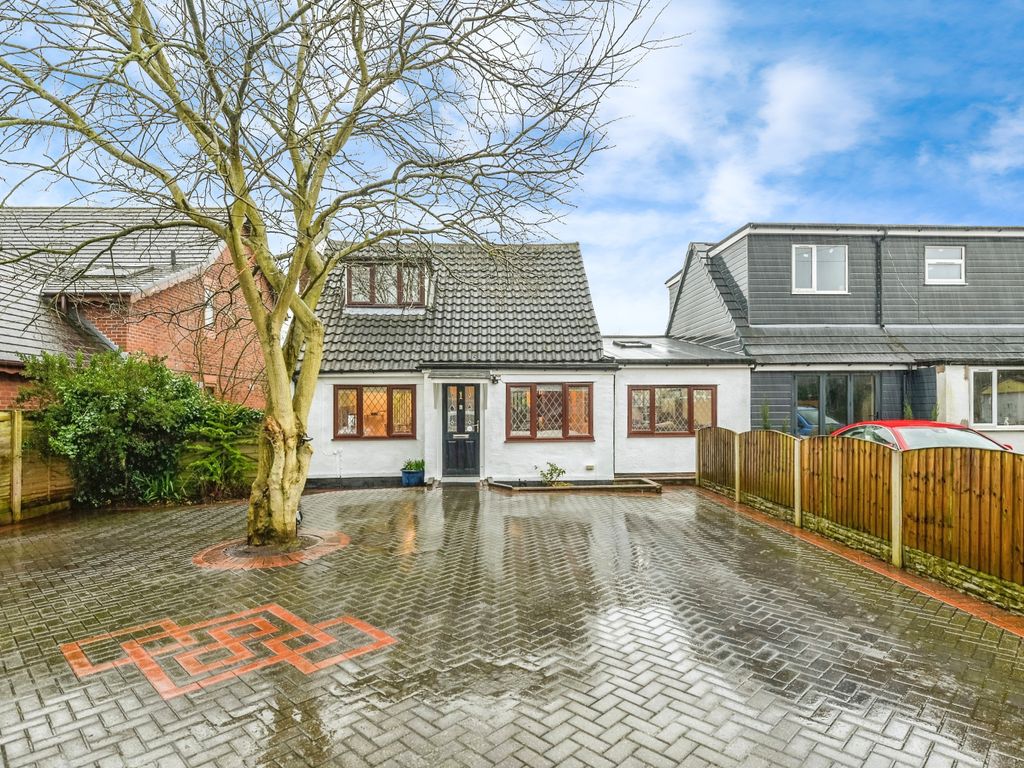 2 bed link detached house for sale in Bells Close, Maghull, Merseyside