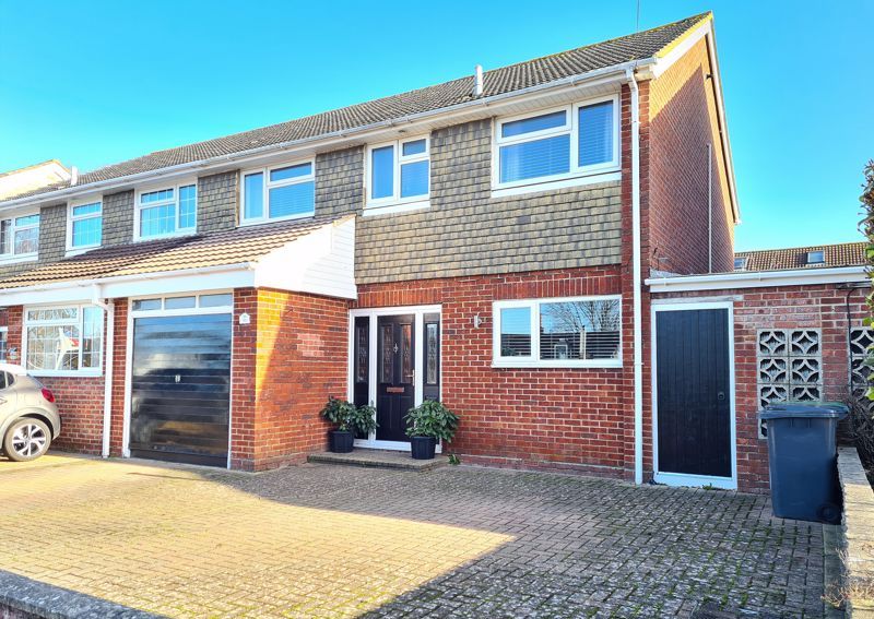 4 bed semidetached house for sale in Tichborne Way, Gosport PO13 Zoopla