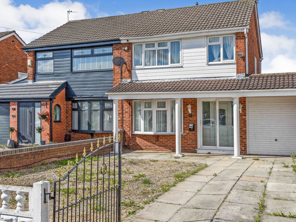 3 bed semidetached house for sale in Malvern Close, Liverpool