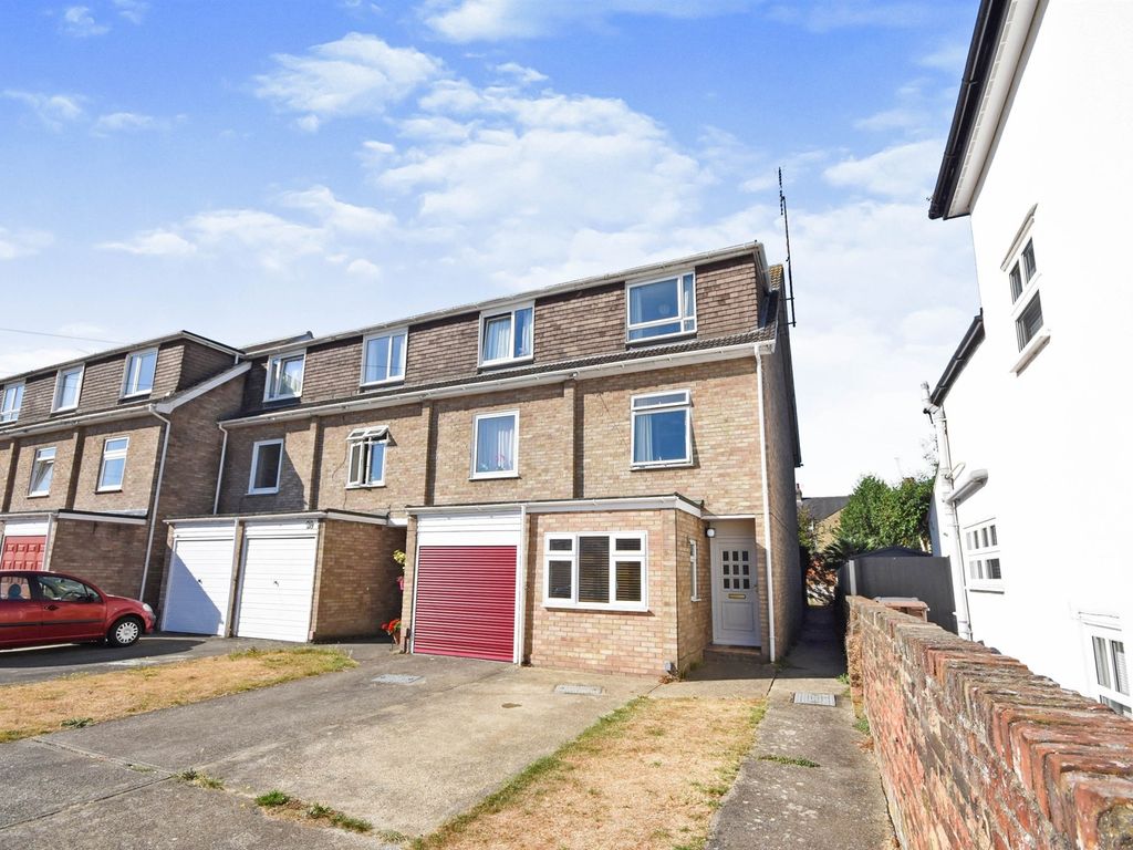 St. Johns Road, Chelmsford CM2