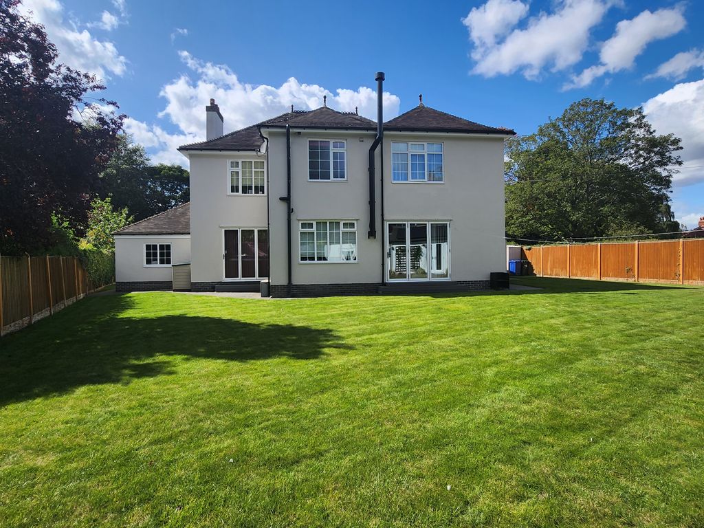 6 bed detached house for sale in St. Wilfrids Road, Bessacarr